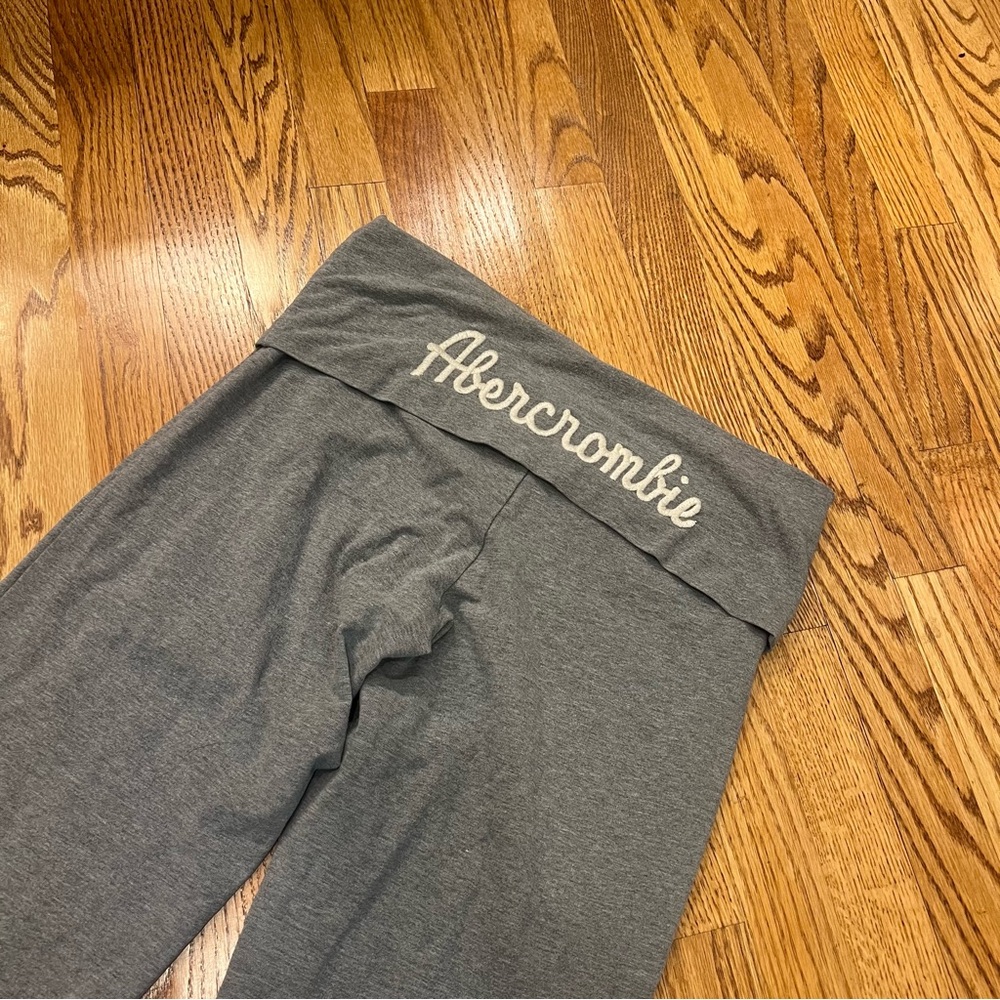 Vintage Y2K Abercrombie and Fitch Fold Over Flare Leggings with Spell Out Logo L